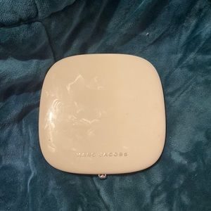 Marc Jacobs Tan-tastic omega bronzer